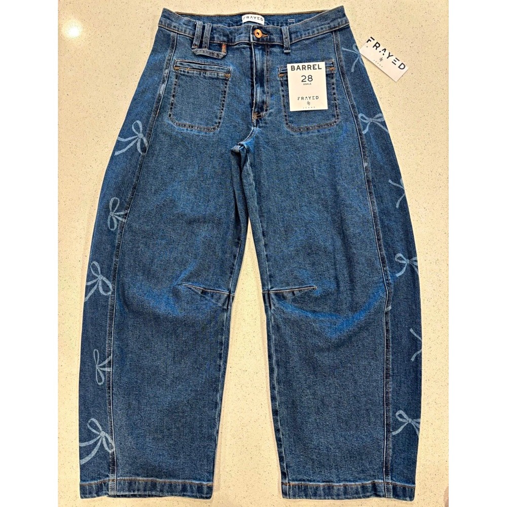 FRAYED Women's Ankle Barrel Jeans Medium Wash Blue Denim Stretch  Size 28